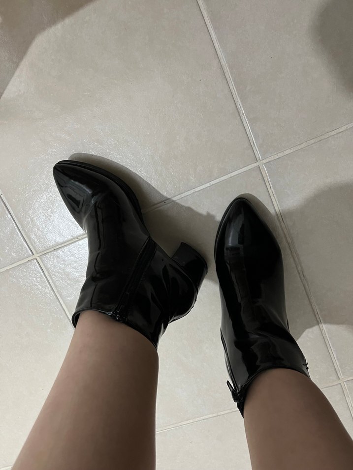 Siyah Rugan Topuklu Kadın Bot - Görsel 5