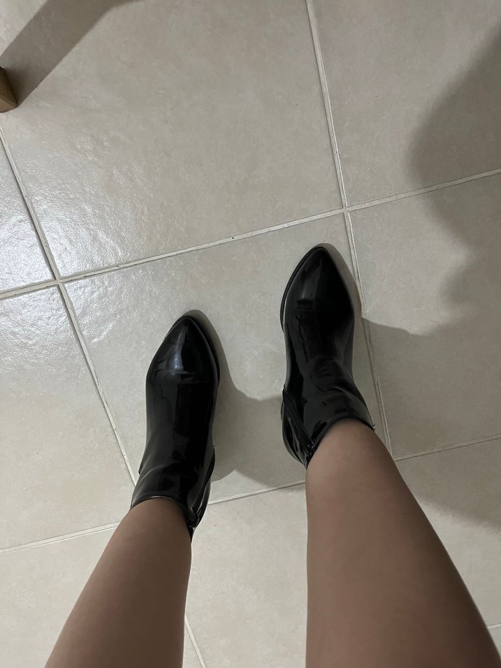 Siyah Rugan Topuklu Kadın Bot - Görsel 3