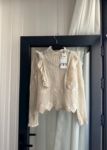 m Beden ZARA ZW COLLECTION İŞLEMELİ TÜL GÖMLEK