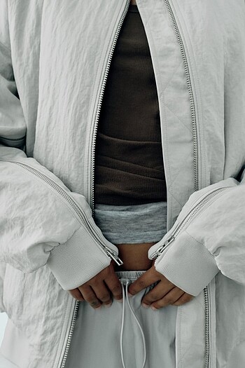 xs Beden gri Renk ZARA OVERSIZE NAYLON BOMBER CEKET