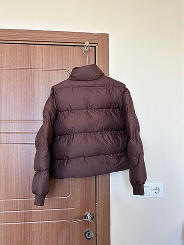 xs Beden ZARA KAHVERENGİ KISA ŞİŞME MONT