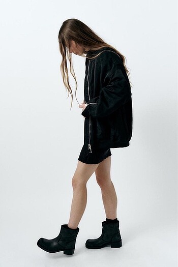 l Beden siyah Renk ZARA OVERSIZE NAYLON BOMBER CEKET