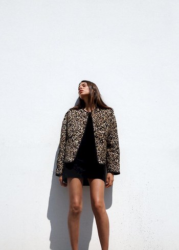 ZARA HAYVAN DESENLİ KAPİTONE CEKET - Görsel 3