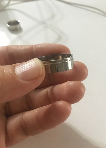 Minimalist Yırtmaçlı Kadın Yüzük