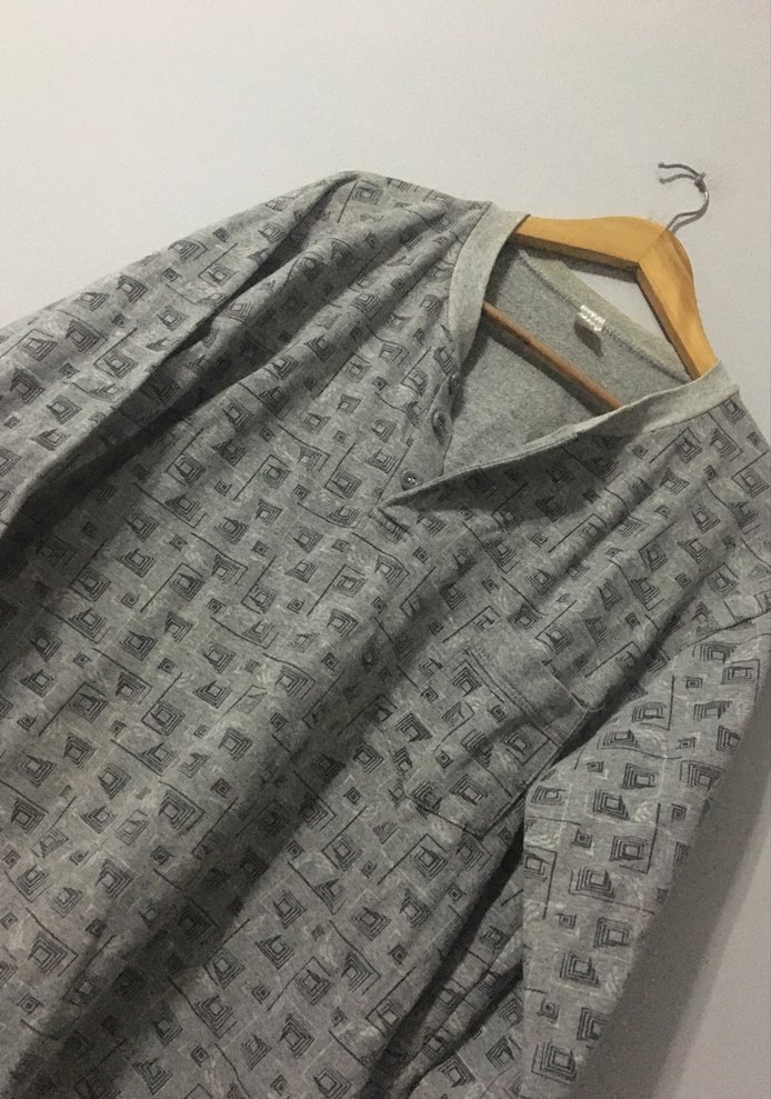 Erkek Gri Düğmeli Uzun Kollu Pijama Üstü - Görsel 2