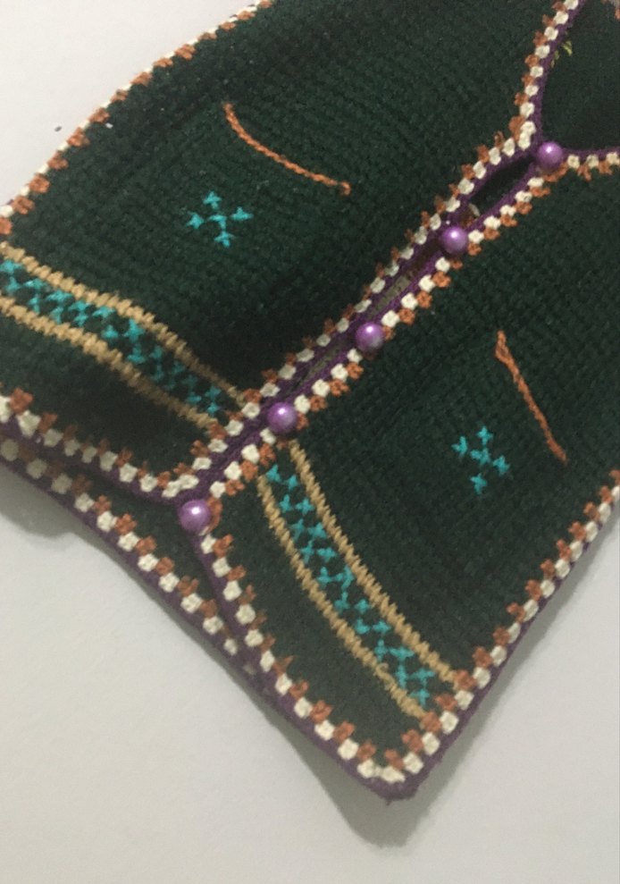 Nakışlı Çok Renkli Örgü Kız Yeleği - Görsel 2