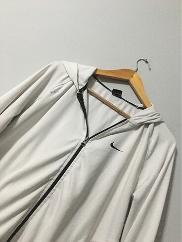 Nike Kapşonlu