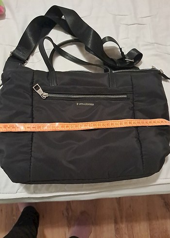 Beden siyah Renk Stradivarius Fermuarlı Siyah Kadın Çanta