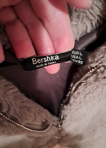 Kapüşonlu Kadın Peluş Mont - Görsel 3