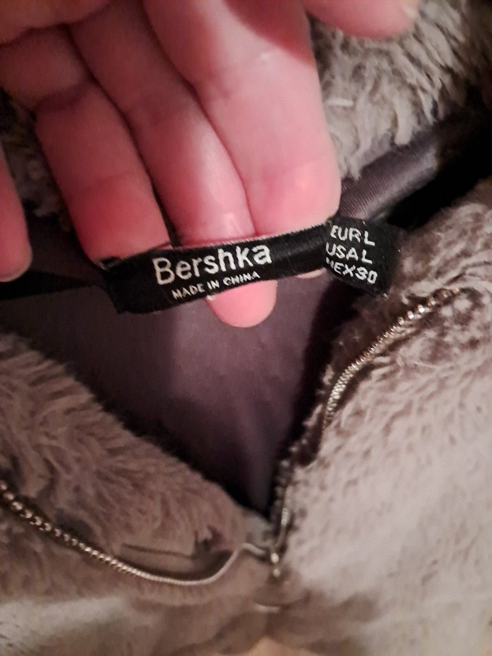 Kapüşonlu Kadın Peluş Mont - Görsel 3