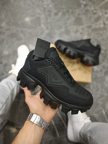 Prada Cloudbust Thunder Siyah Sneaker