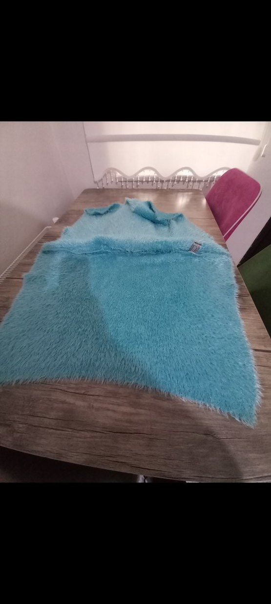 Kız Çocuk Turkuaz Kapüşonlu Ponço - Görsel 3