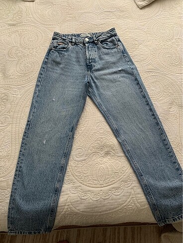 stradivarius mom jean