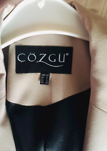 l Beden Bej Siyah Düğmeli Kadın Blazer Ceket
