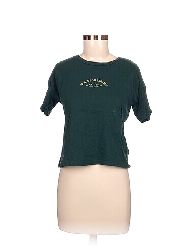 Defacto T-shirt %70 İndirimli.