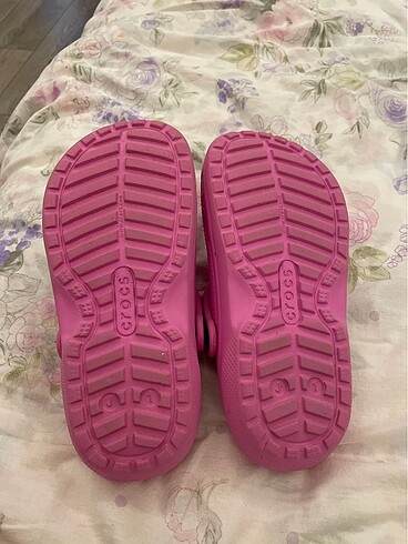 32 Beden Crocs kız çocuk terlik