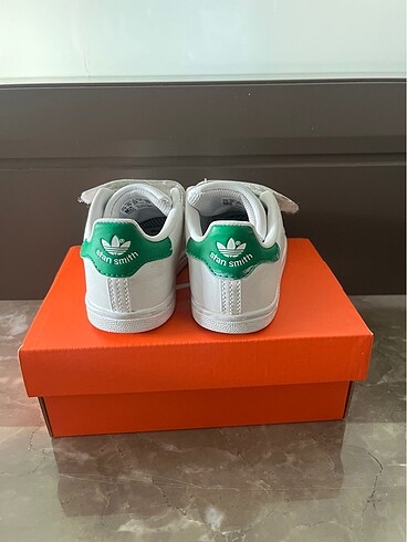 24 Beden Adidas 24 numara ayakkabı