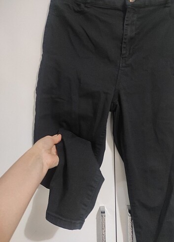 42 Beden siyah Renk Siyah pantolon