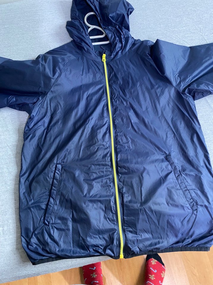 LC Waikiki Siyah Erkek  çocuk yağmurluk - Görsel 3