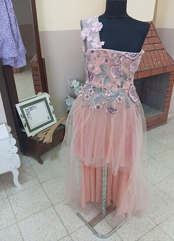 Abiye Pudra abiye 38 40bedene uyunlu