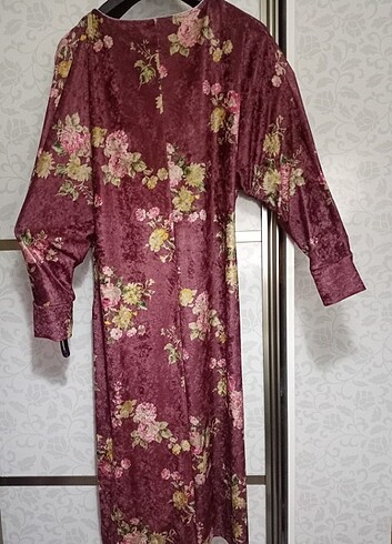 LC Waikiki LCW yarasa kol kadife uzun elbise