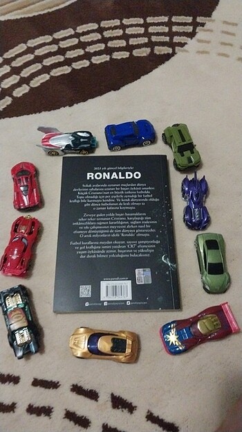 Beden Renk Sahanın yıldızları ronaldo futbol kitabı