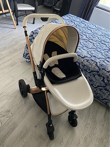 huggy egg 6 ın travel siyah beyaz bebek arabası
