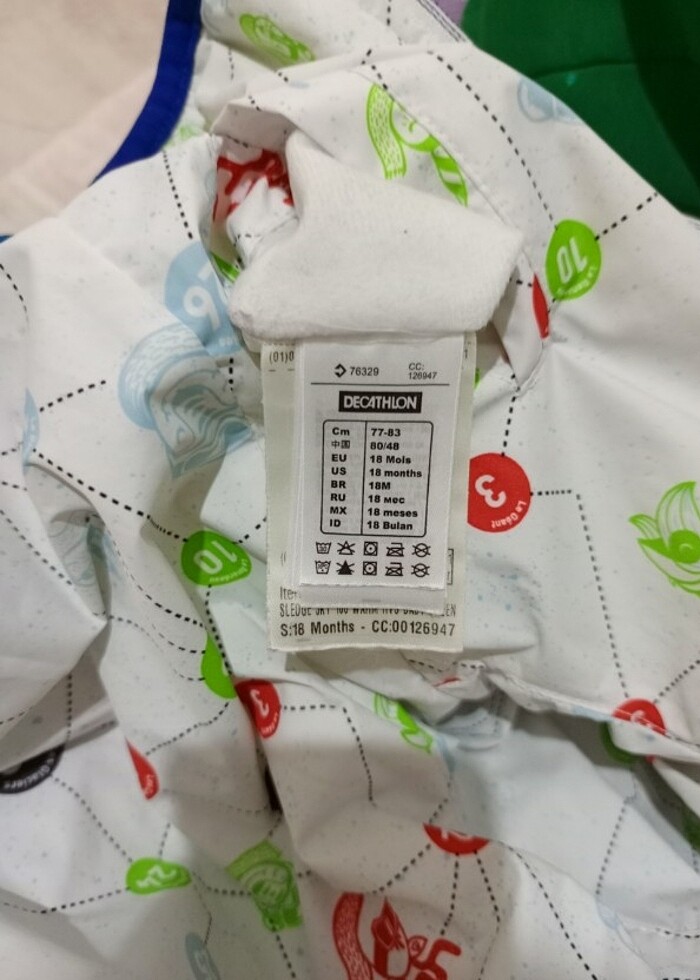 ERKEK COCUK CİFT TARAFLİ YAGMURLUK MONT - Görsel 2