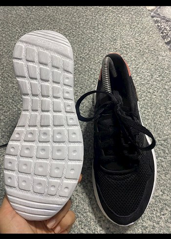 Orijinal Spor Ayakkabı - Görsel 2