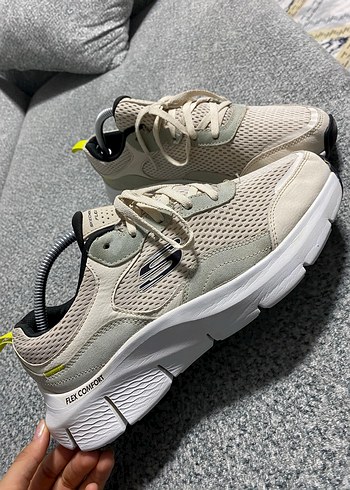 Orjinaldir Spor Ayakkabı - Görsel 2