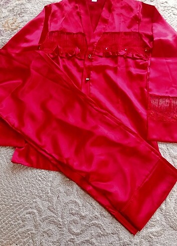 Diğer Saten pijama takimi