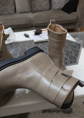 Bej Deri Kadın Dolgu Topuklu Bot ORJİNAL LCW - Görsel 5