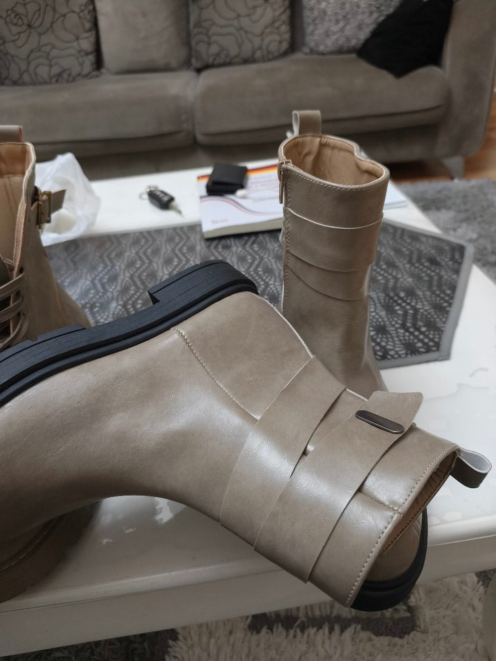 Bej Deri Kadın Dolgu Topuklu Bot ORJİNAL LCW - Görsel 5