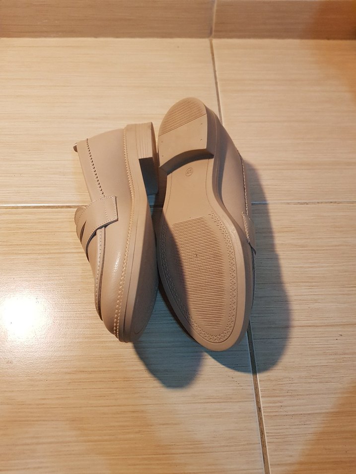 Bej Kadın Klasik loafer Ayakkabı trend model - Görsel 4