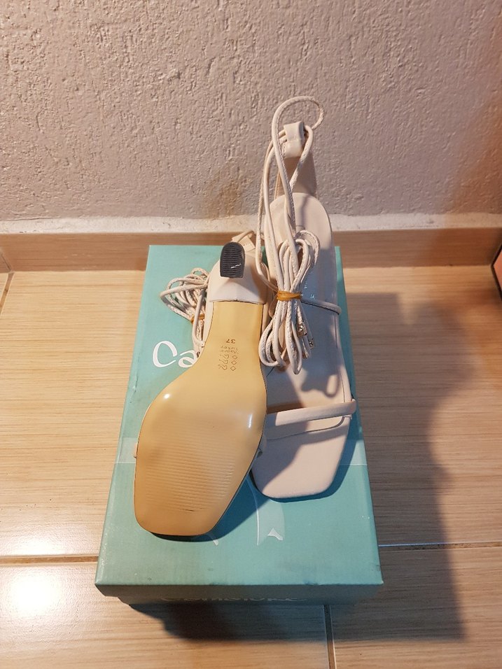 bej Topuklu bağcıklı abiye ayakkabı - Görsel 2