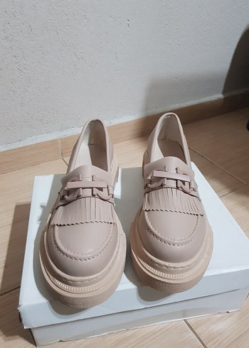 Bej Kadın Tokalı Loafer