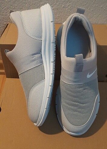 Nike SPOR BEZ AYAKKABI 
