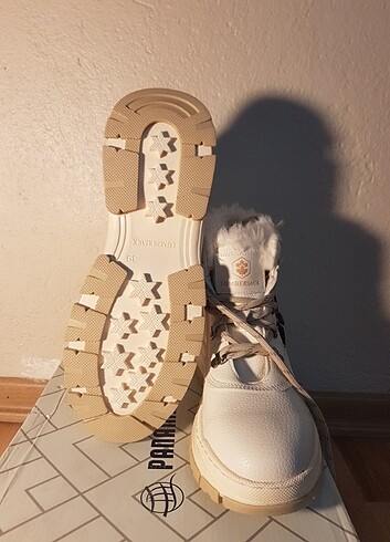 39 Beden beyaz Renk Orjinal LUMBERJACK TREND MODEL BOT