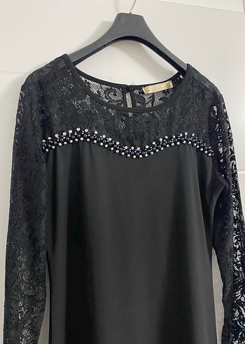 Siyah Dantel Detaylı Uzun Gotik Elbise - Görsel 3