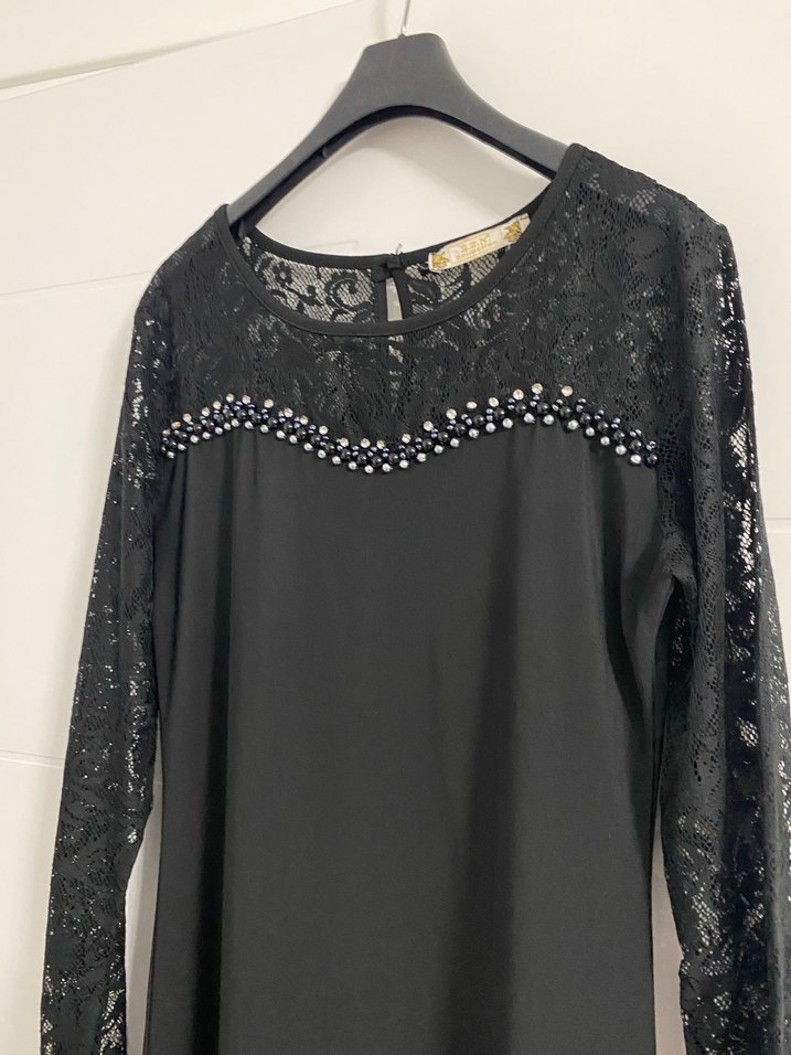 Siyah Dantel Detaylı Uzun Gotik Elbise - Görsel 2