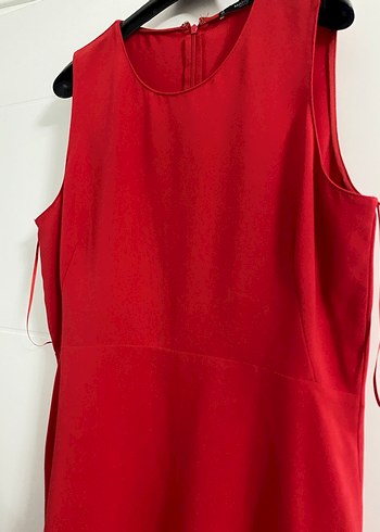 Kırmızı Midi Kolsuz Drapeli Ofis Elbisesi - Görsel 3