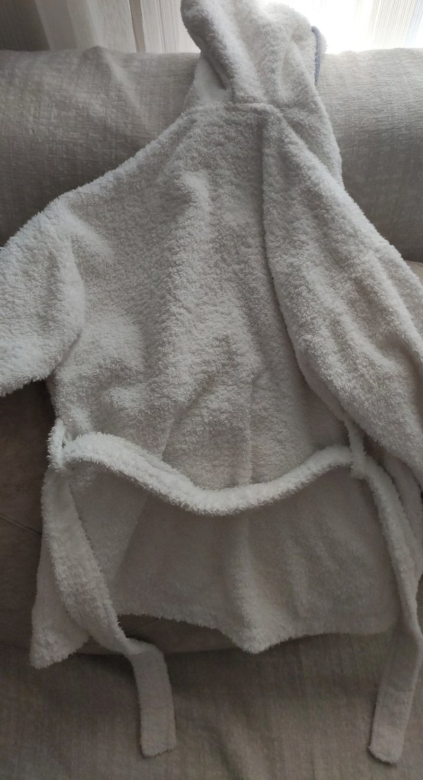 Mavi Detaylı Erkek Çocuk Beyaz Bornoz - Görsel 4