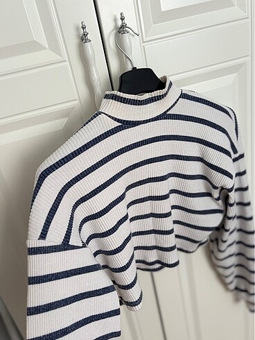 xs Beden Bershka crop kazak