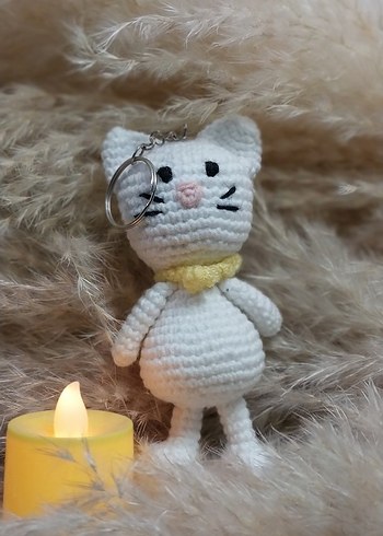 Beyaz Örgü Kedi Anahtarlık - Görsel 2