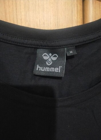 Siyah tişört Hummel 