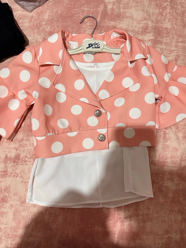 Puantiyeli Pembe Kısa Ceket Ve Kumaş pantolon - Görsel 2