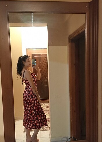 Diğer Şık Askılı Elbise