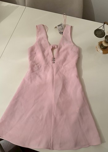 Zara Pembe Midi V Yakalı İnce Askılı Elbise