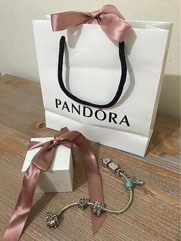 Pandora charm/yüzük kutusu ve poşeti