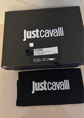 38 Beden beyaz Renk Just cavalli